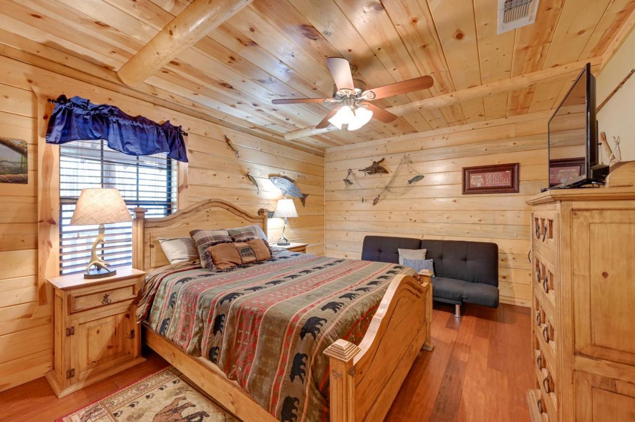 Broken Bow Cabin With Hot Tub And Deck - 4 Mi To Lake! المظهر الخارجي الصورة